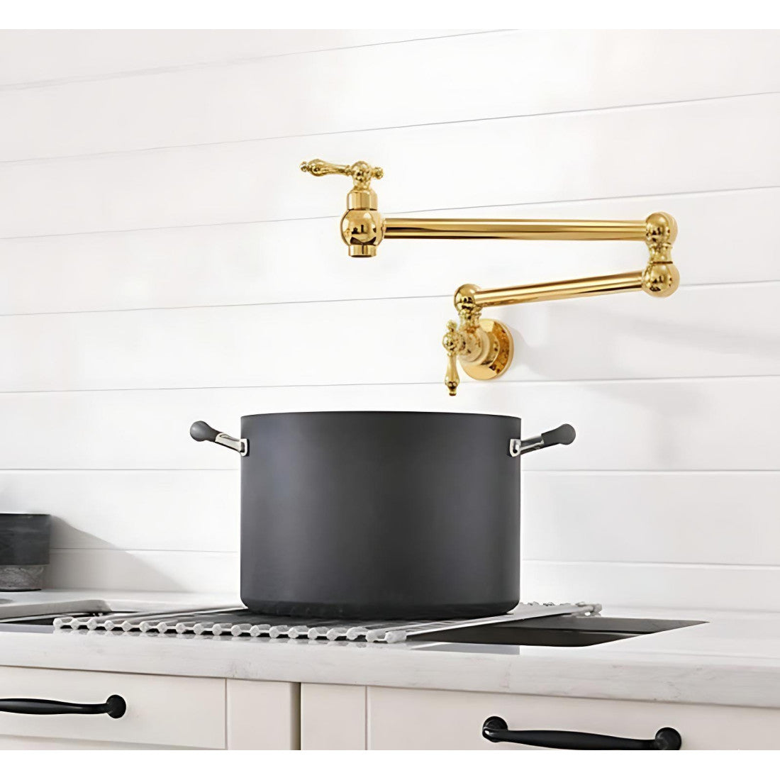 Pot Filler حنفية بوتاجاز كلاسيك / حنفية مطبخ حديث مثبت على الحائط تركب فوق البوتاجاز قابل للطي اللون ذهبي لامع